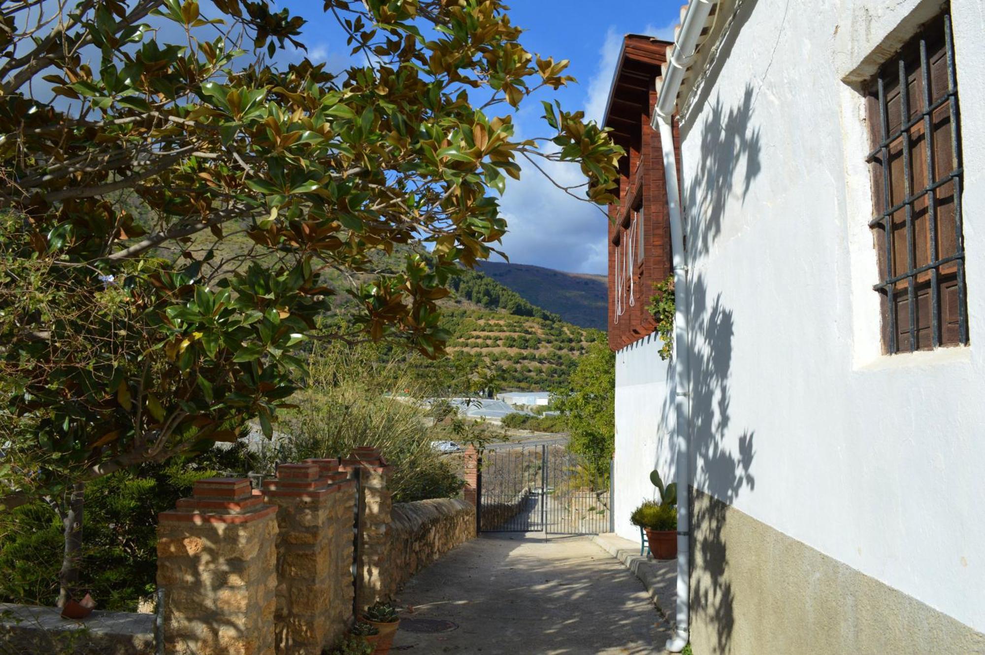 La Casita Azul - Casa Tipica Andaluza Villa Albunol Bagian luar foto
